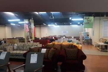 Wisma Minlon Warehouse for RENT!