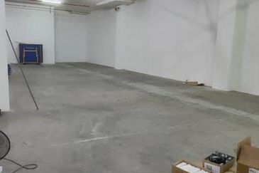 Wisma Minlon Warehouse for RENT!