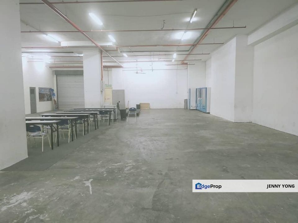 Wisma Minlon Warehouse Bukit Gita Bayu, Balakong Selangor, Selangor, Seri Kembangan