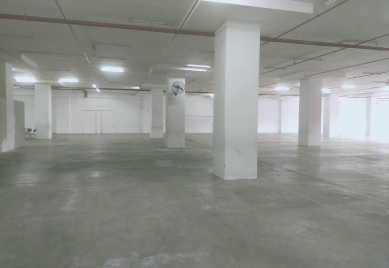 Pusat Perdagangan Seri Kembangan