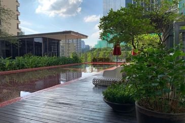 Sixceylon Condominium