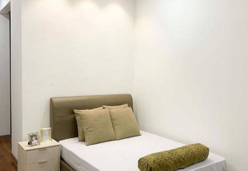 Sixceylon Condominium