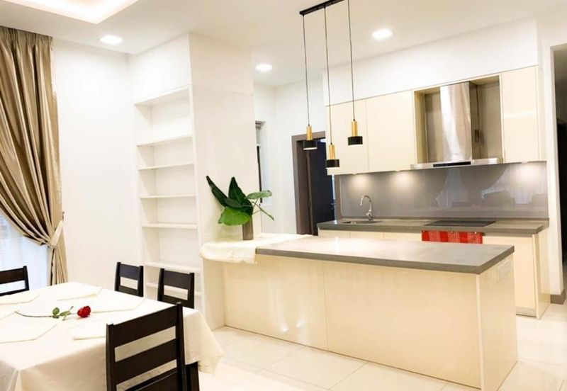 Sixceylon Condominium