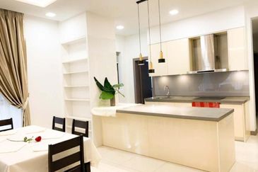 Sixceylon Condominium