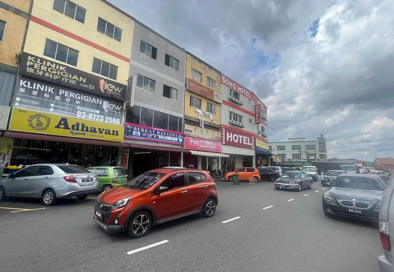 Jalan Pasar Baru, Pekan Semenyih
