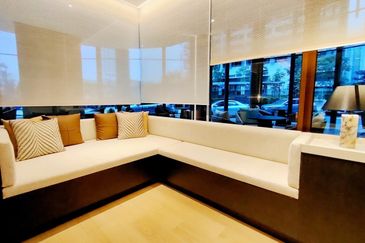 Armani Hallson @ KLCC