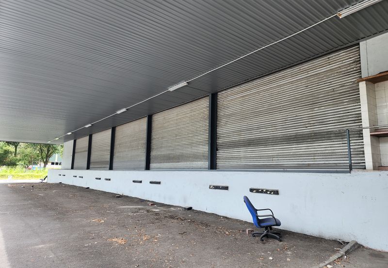 West Port, Pulau Indah