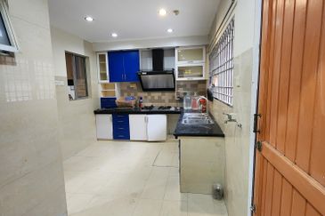 Lorong Batu Nilam 13