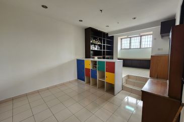 Lorong Batu Nilam 13