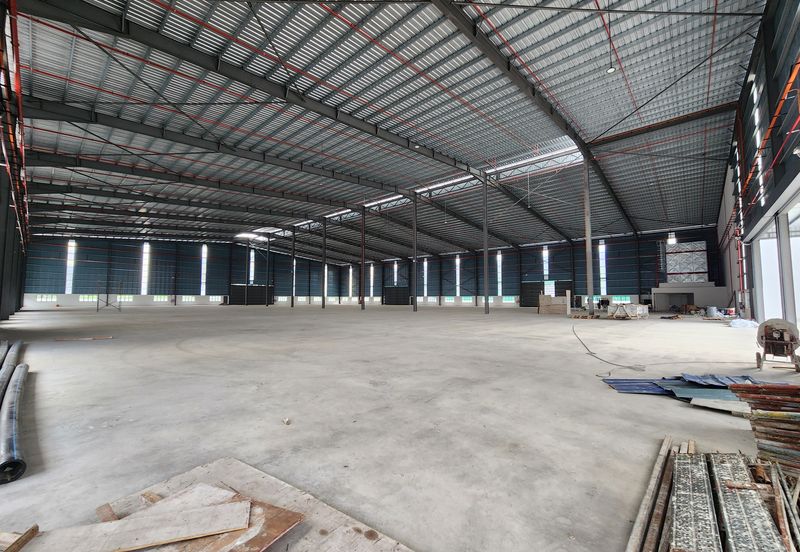 West Port, Pulau Indah