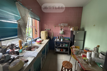 Kawasan Perniagaan Taming Permai