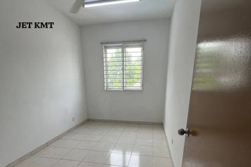 Asteria Apartment @ Bandar ParkLand