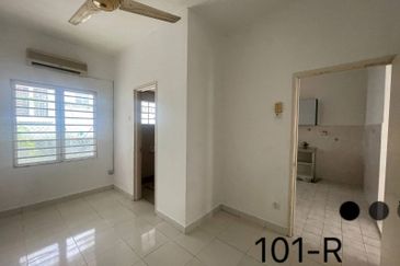 Ayu Qaseh, Alam Nusantara