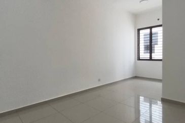 Jalan Setia Utama U13/37P