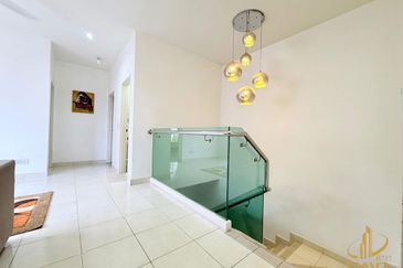 Jalan Setia Indah U13/13J