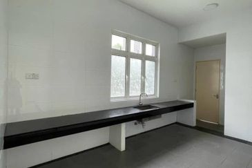 Casa Idaman, Setia Alam