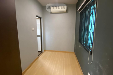 Jalan Setia Perdana U13/27E