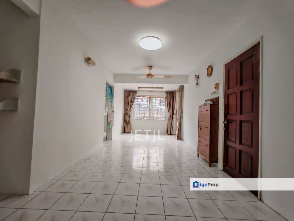 Apartment Saujana Blok G Tingkat Bawah, Selangor, Damansara Damai