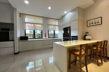 Jalan Setia Duta U13/21G