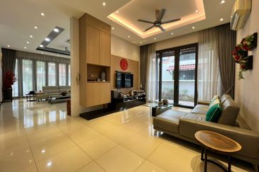 Jalan Setia Duta U13/21G