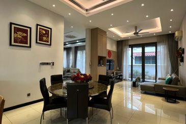 Jalan Setia Duta U13/21G