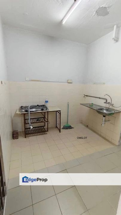 Flat Bukit Tinggi 2 Klang near Burger King, Selangor, Klang