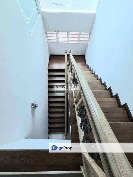 SS19 Subang Jaya Double Storey Bungalow, Selangor, Subang Jaya