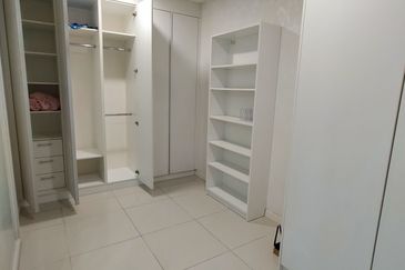 Tropicana Avenue Serviced Residences