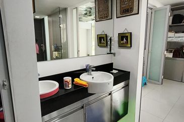 Tropicana Avenue Serviced Residences