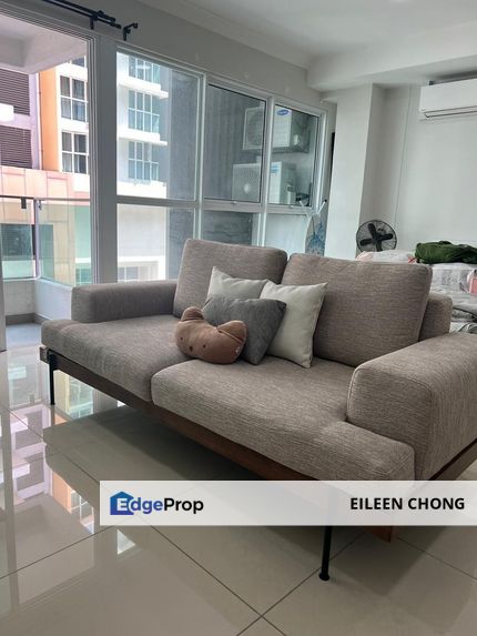 LRT Ara Damansara Furnished studio vacant now for rent , Selangor, Ara Damansara