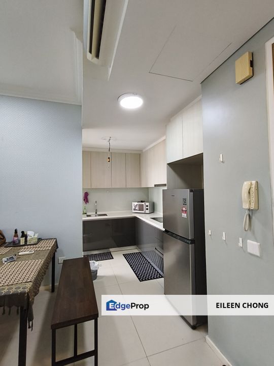 Mid Family size corner unit tastefully furnished Condo for sale at Cantara Residence Ara Damansara , Selangor, Ara Damansara