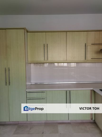 Puchong Taman Wawasan apartment near park market , Selangor, Puchong