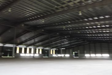 West Port, Pulau Indah