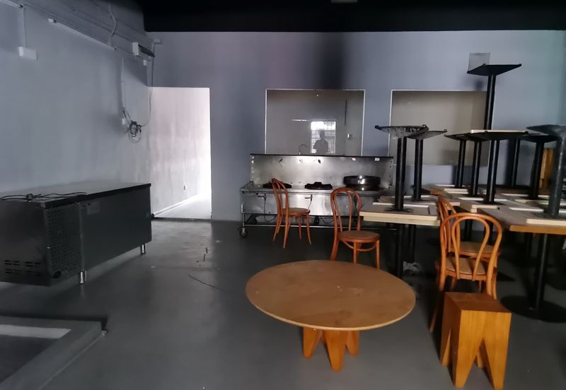 Pusat Perdagangan Seri Kembangan