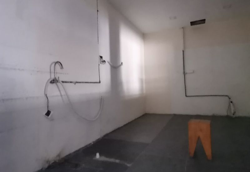 Pusat Perdagangan Seri Kembangan