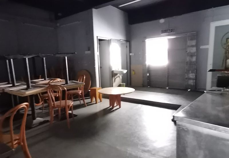 Pusat Perdagangan Seri Kembangan