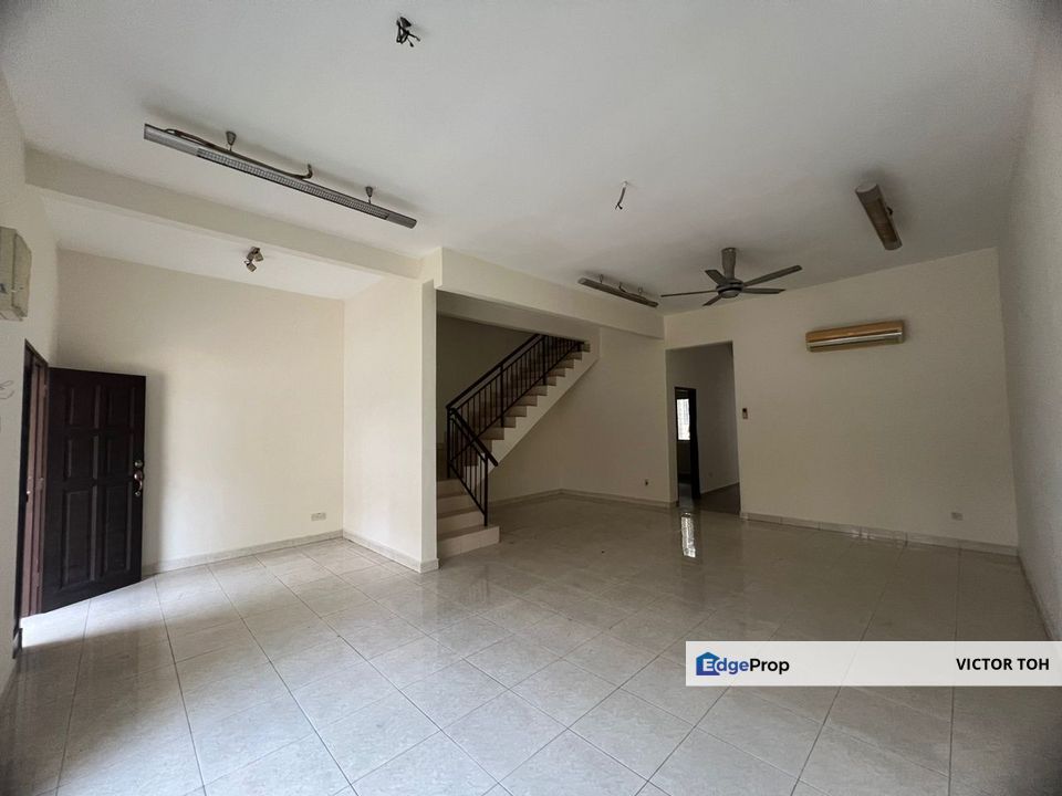 Taman Prima Tropika Seri Kembangan 2.5 story link house for sale near AEON NSK Giant very near MRT Putra Permai PY37, Selangor, Seri Kembangan