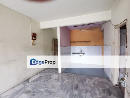 Bandar Puchong Jaya freehold apartment walking distance to market along LDP highway near IOI Mall, Selangor, Puchong