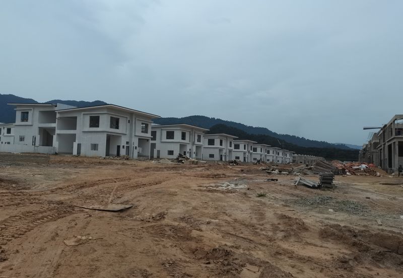 Sungai Gadut, Senawang