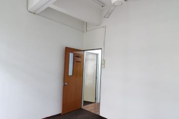 Prima Biz Hub, Taman Tasik Prima