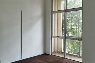 Prima Biz Hub, Taman Tasik Prima