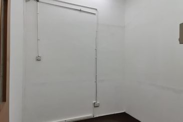 Prima Biz Hub, Taman Tasik Prima