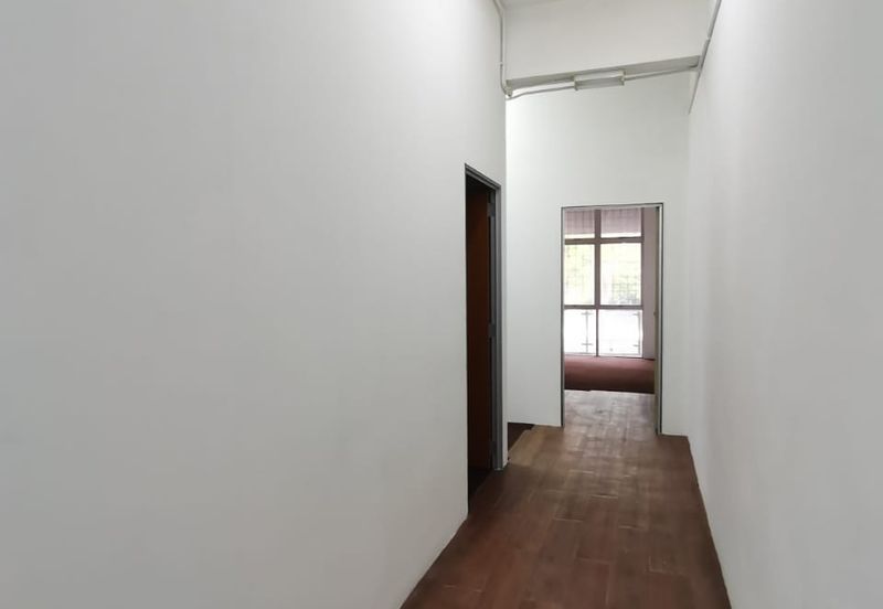 Prima Biz Hub, Taman Tasik Prima