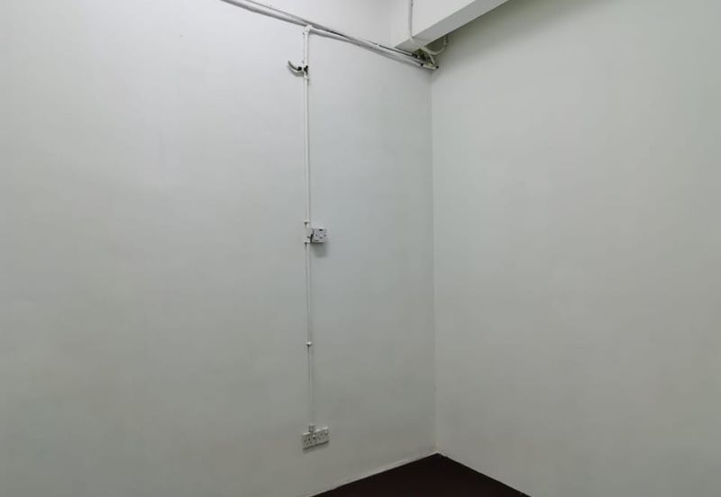 Prima Biz Hub, Taman Tasik Prima