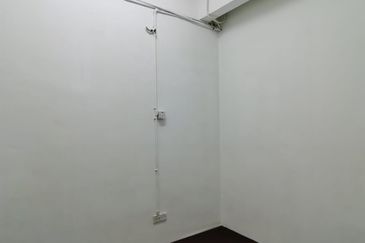 Prima Biz Hub, Taman Tasik Prima