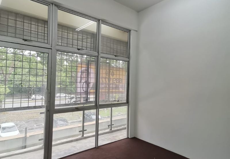 Prima Biz Hub, Taman Tasik Prima