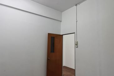 Prima Biz Hub, Taman Tasik Prima