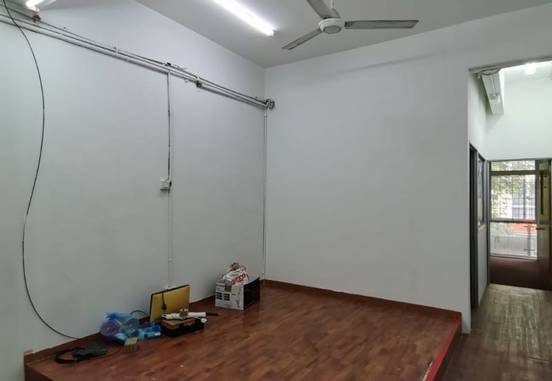 Prima Biz Hub, Taman Tasik Prima