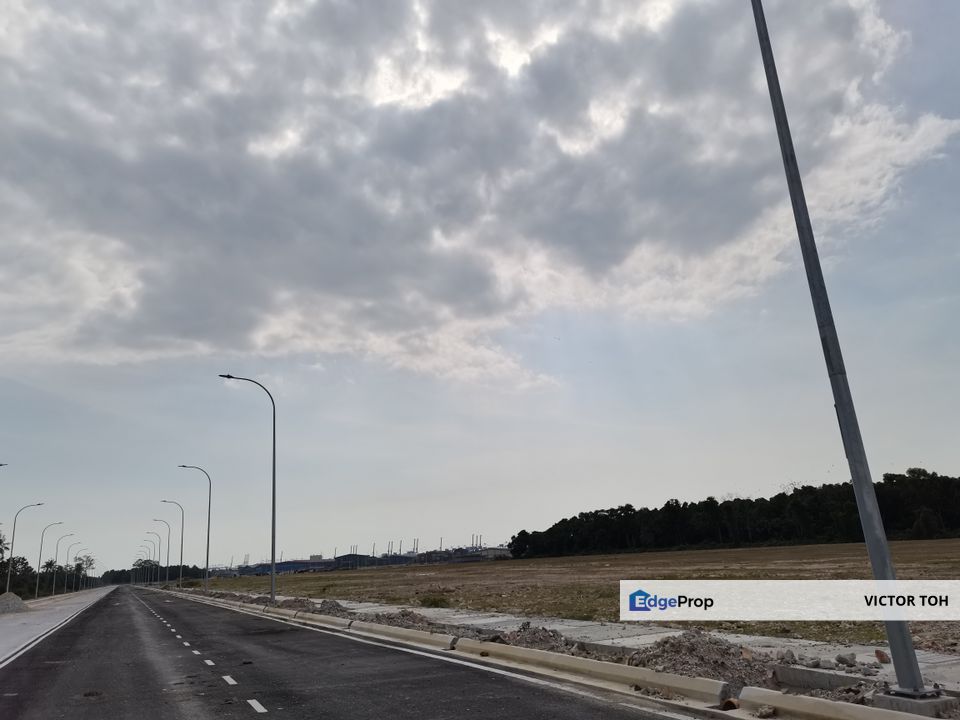 Puchong land facing main road land for sale, Selangor, Puchong