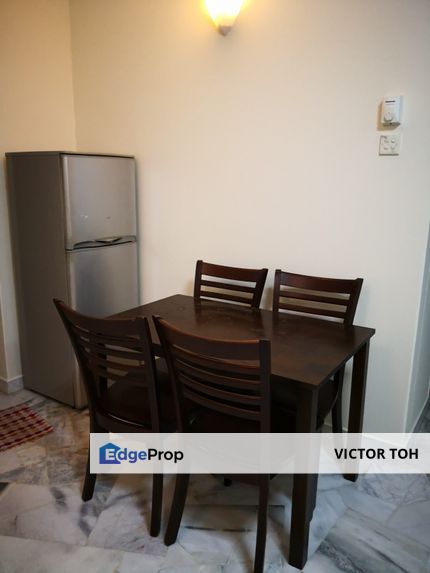 Pusat Bandar Puchong apartment right in-front Taman Wawasan Park , Selangor, Puchong